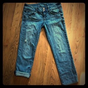 AE Artist Jean Capris